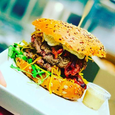 Burger Mars gourmand disponible en livraison à Orléans